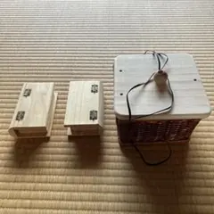 トールペイント白木　籐の小物入れSUN-k材料。ブック型小物入れミニ　3点