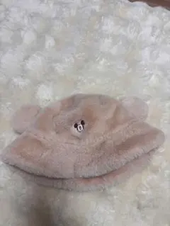 クマ耳付きフリース帽子