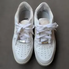 NIKE Air Force 1 Sage Low ホワイト 23㎝のサムネイル