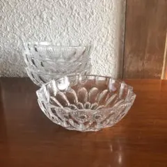 昭和レトロ　カットガラス　ボウル　４個セット　デザートボウル　サラダボウル　中型