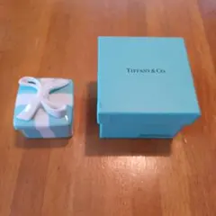 TIFFANY & Co. ティファニー ミニブルーボウボックスのサムネイル