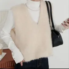 DISCOAT 前後2WAY フェザーヤーンショートベスト アイボリー