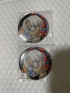 東京リベンジャーズ　プリンセスカフェ　スーツとサングラス　黒川イザナ　缶バッジ