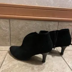 ブラックスエードアンクルブーツ
