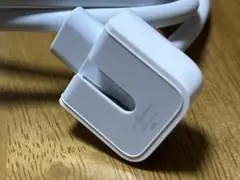 MacBook Air/Pro電源アダプター用電源コード