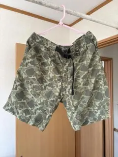 Columbia カモフラージュショートパンツ