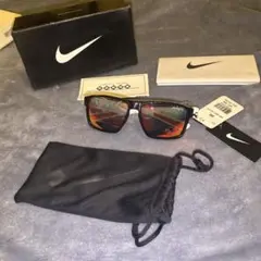 NIKE スポーツ　サングラス