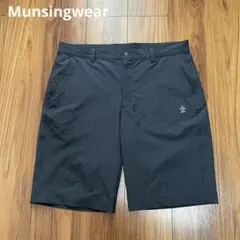 美品 マンシングウェア ゴルフ ハーフパンツ 黒 92 XL 大きいサイズのサムネイル