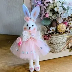 最終価格☆チャーム☆キーホルダー☆うさぎ☆ハンドメイドドール☆カントリードール