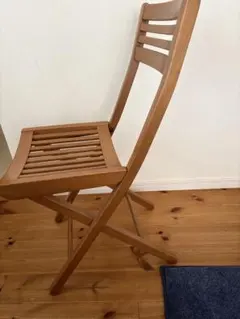 アクタス　折りたたみ椅子のサムネイル