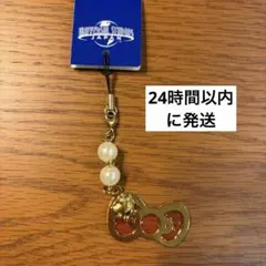 USJ Hello Kitty ハローキティ リンゴ型キーホルダー - メルカリ