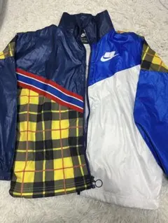 NIKE ナイロンジャケット