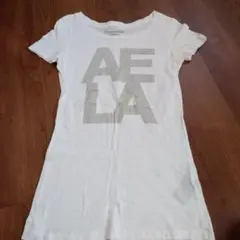 American Eagle Outfitters ロゴTシャツのサムネイル