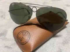 Ray-Ban アビエーターサングラス グレー