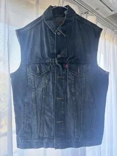 Levi's ダークブルー デニムジレ