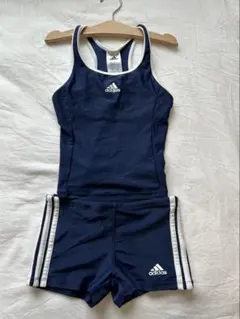 adidasネイビー　セパレートスイムウェア