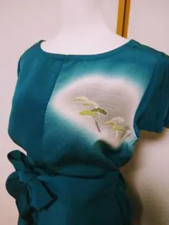 着物リメイクドレス　M-Lサイズ。3点。グリーン。前後なし。