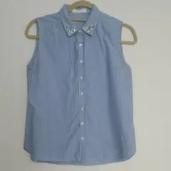 ローリーズファーム　ビジュー付き ノースリーブシャツ