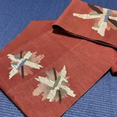 帯　深いえんじ色　抽象模様 半幅帯