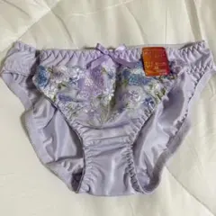 レディース　ショーツ　サイズM パープル　紫　花柄　刺繍