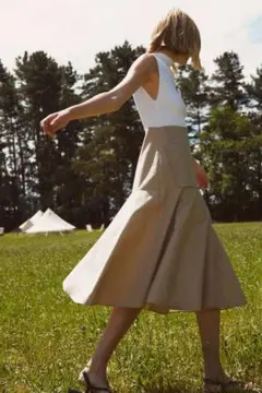 ZARA　ノースリーブワンピース