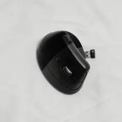 [ジャンク品]Logitech ワイヤレスエルゴノミックマウス　LIFT