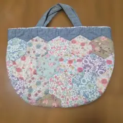 リバティ たっぷりマチのトートバッグ MLサイズ パッチワーク - メルカリ