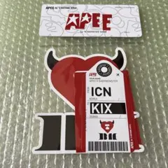 BABYMONSTER APEE by A BATHING APE ステッカー