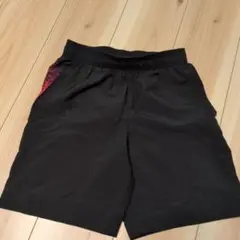 Under Armour ハーフパンツ 黒