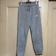 Nike グレー ジョガーパンツ