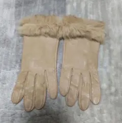 最終お値下げしました。ジバンシー 手袋 レザー 羊革 ラビット ベージュ