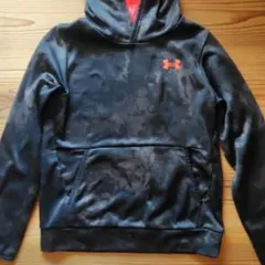 Under Armour フード付きパーカー 130