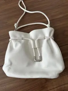 ZARAバッグ