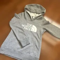 THE NORTH FACE グレー パーカー