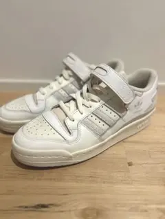 アディダス　フォーラム　オービットグレー