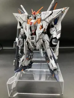 HG クスィーガンダム　塗装済み　完成品　メタルフレーム使用 HGUC Ξガンダム（クスィーガンダム）製作とレビュー。立ち姿重視