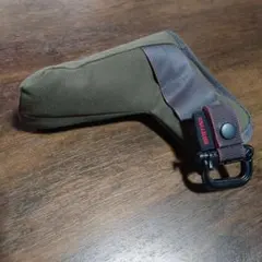 BRIEFING パター用ヘッドカバー オリーブ