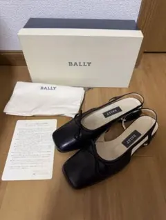 BALLY バリー スリングバック パンプス ブラックのサムネイル