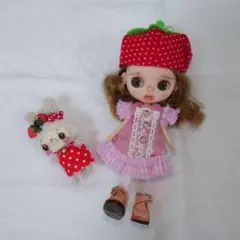 プチブライスアウトフィット　ふりるんわんぴーす