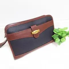 Item thumbnail for item cbd8431c-7da3-47f4-a564-47b8d079f1fd