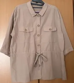 Honeys 両ポケット付きシャツ 予備ボタン付き