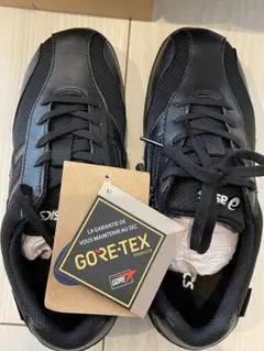 【新品未使用/箱あり】ASICS ブラックスニーカー