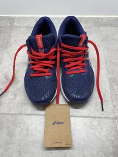 【新品未使用】ライトレーサー3 キッズ　レディース　スニーカー