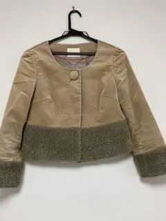 g de ノーカラージャケット ベージュ