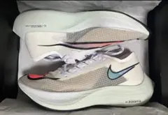 新品未使用/希少カラー ナイキ ヴェイパーフライ ネクスト% 26cm