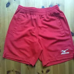 美品 Mizuno バレーボールパンツ レディースOサイズ 赤