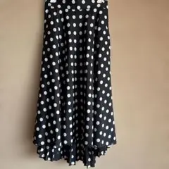美品★ノーリーズ　ドットAラインフレアー　ロングスカート　後ろプリーツ