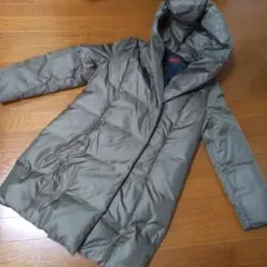 カーキ ダウンジャケット フード付き