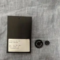 マッキントッシュ　コートのボタン　２つ