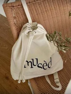 Item thumbnail for item a605ede2-b8a4-4664-a8c2-42c3a6a82580